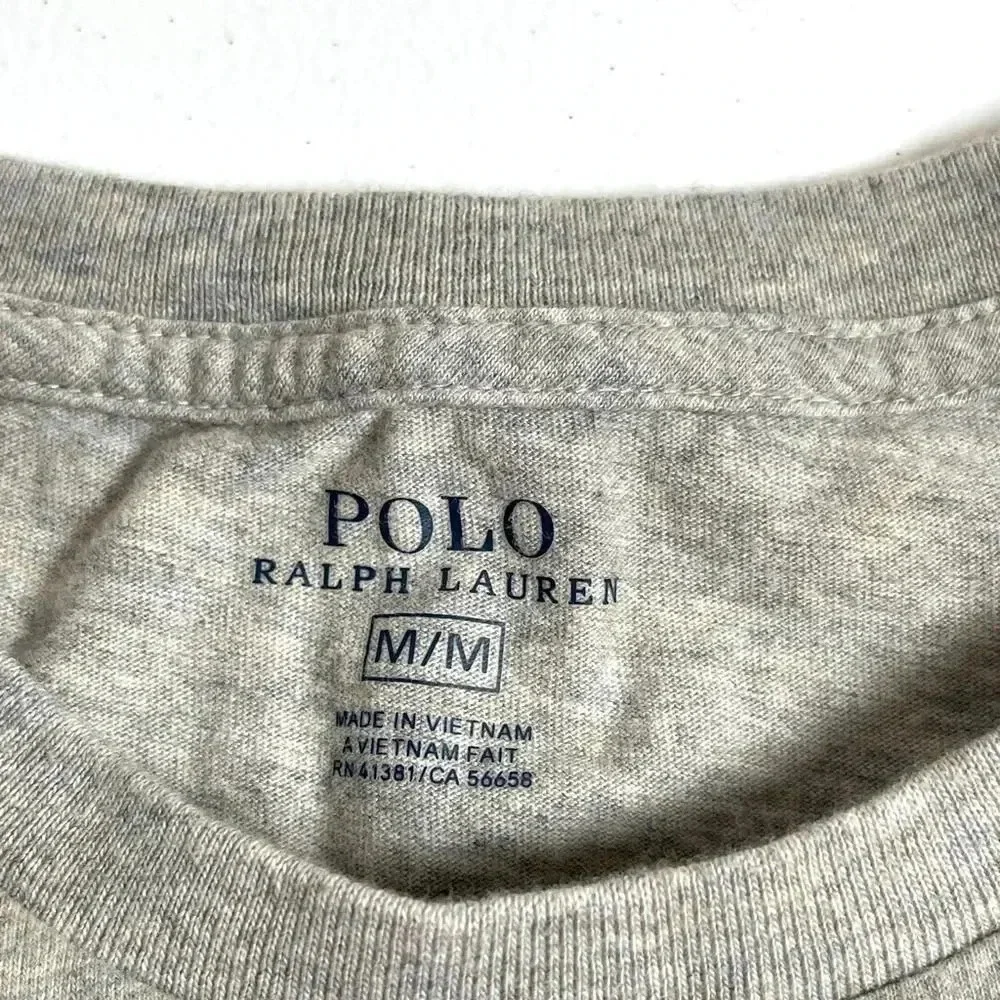 Polo Ralph Lauren Men's Gray T-Shirt - Size M